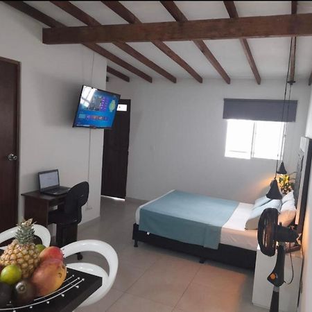Vip Apartasuites Rosales Medellín Eksteriør bilde