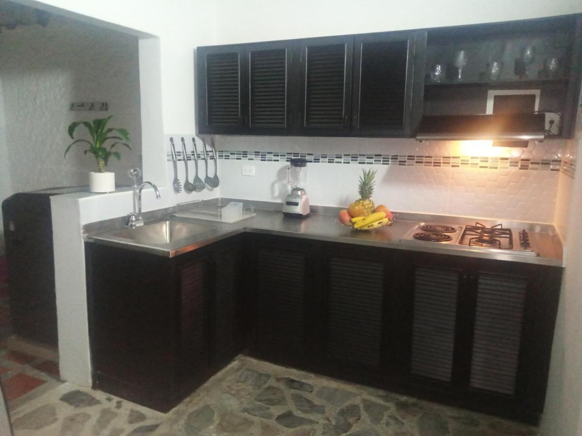 Vip Apartasuites Rosales Medellín Eksteriør bilde