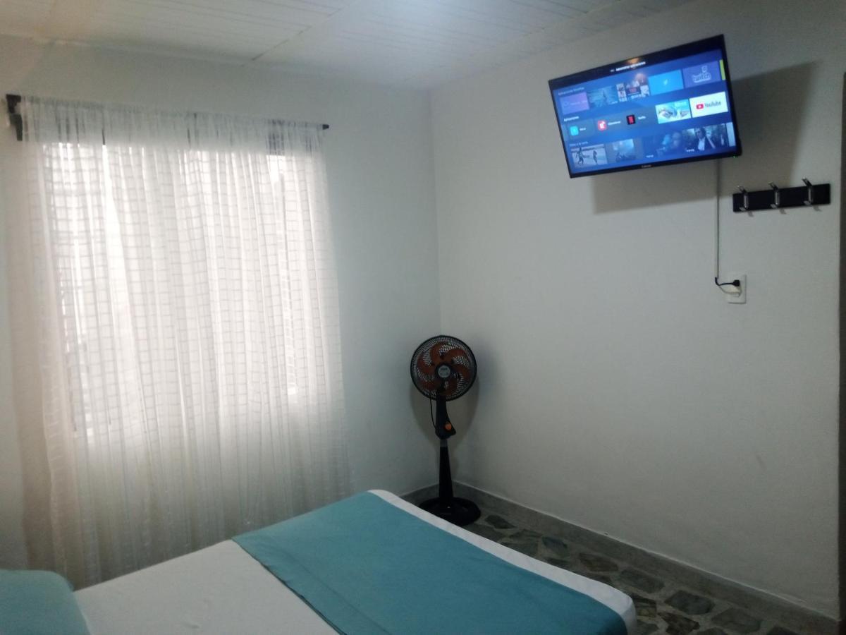 Vip Apartasuites Rosales Medellín Eksteriør bilde