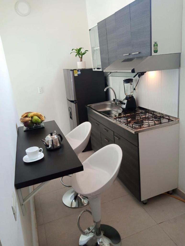 Vip Apartasuites Rosales Medellín Eksteriør bilde