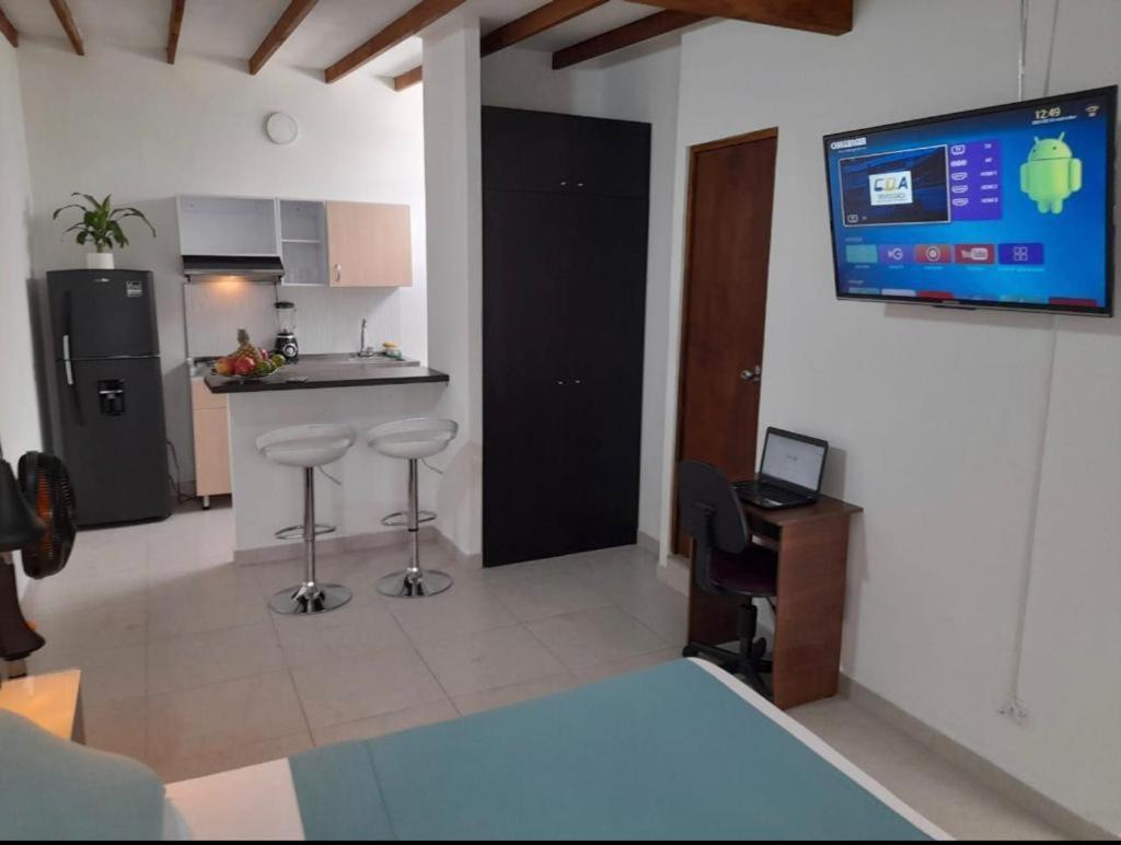 Vip Apartasuites Rosales Medellín Eksteriør bilde