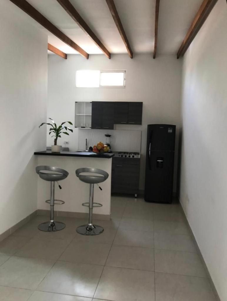 Vip Apartasuites Rosales Medellín Eksteriør bilde
