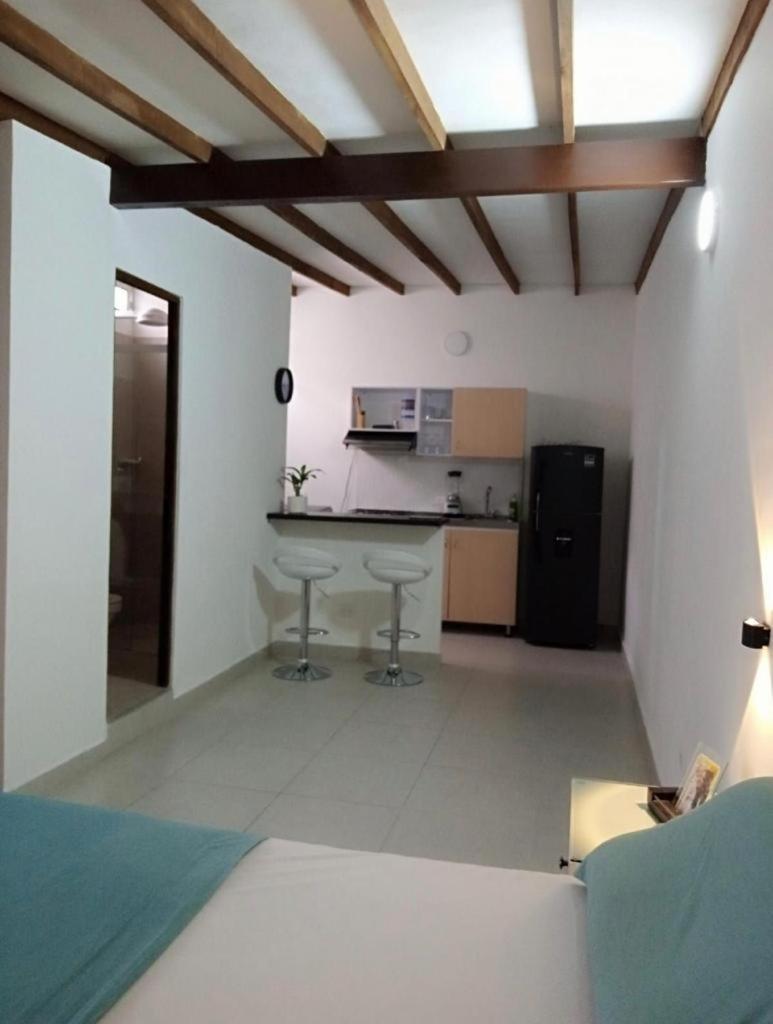 Vip Apartasuites Rosales Medellín Eksteriør bilde